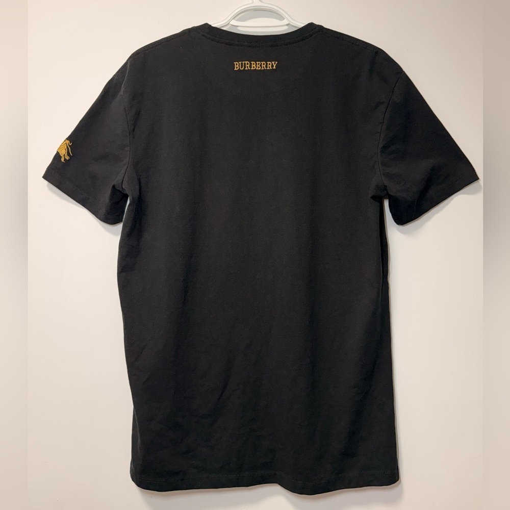 Burberry Black T Shirt Gold Embroidered Logo size M Men - Picture 4 of 10